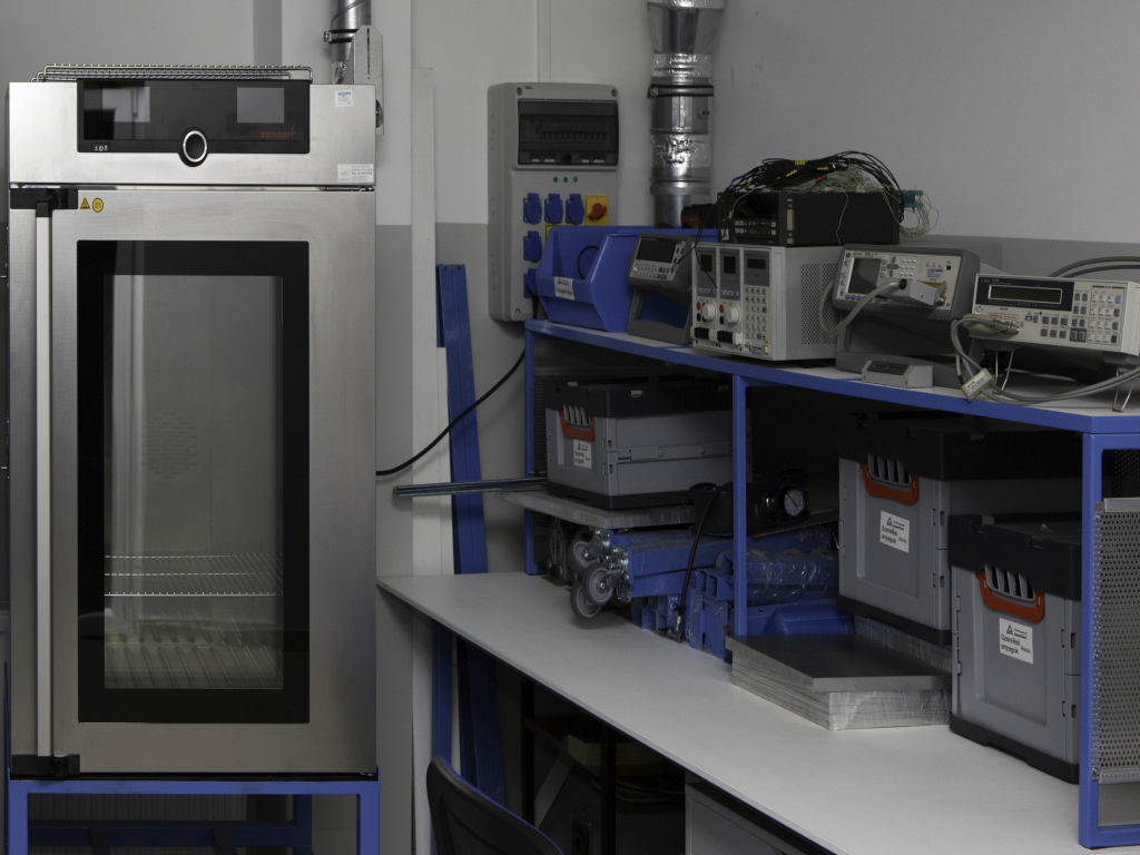 Akkumulátor vizsgáló laboratórium