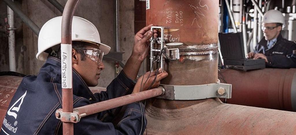 Non-destructive weld testing through TOFD