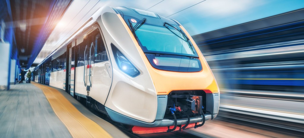 Image of a Train passing through a tunnel with small clearance around the vehicle 