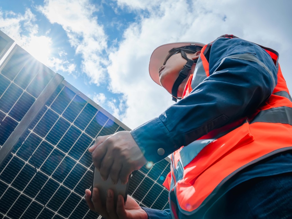Quality control in the production of crystalline silicon photovoltaic modules (PV) 