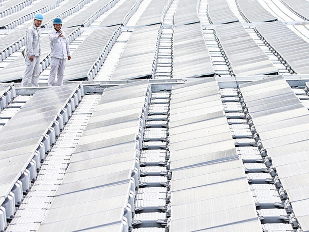 Floating PV system | TÜV Rheinland