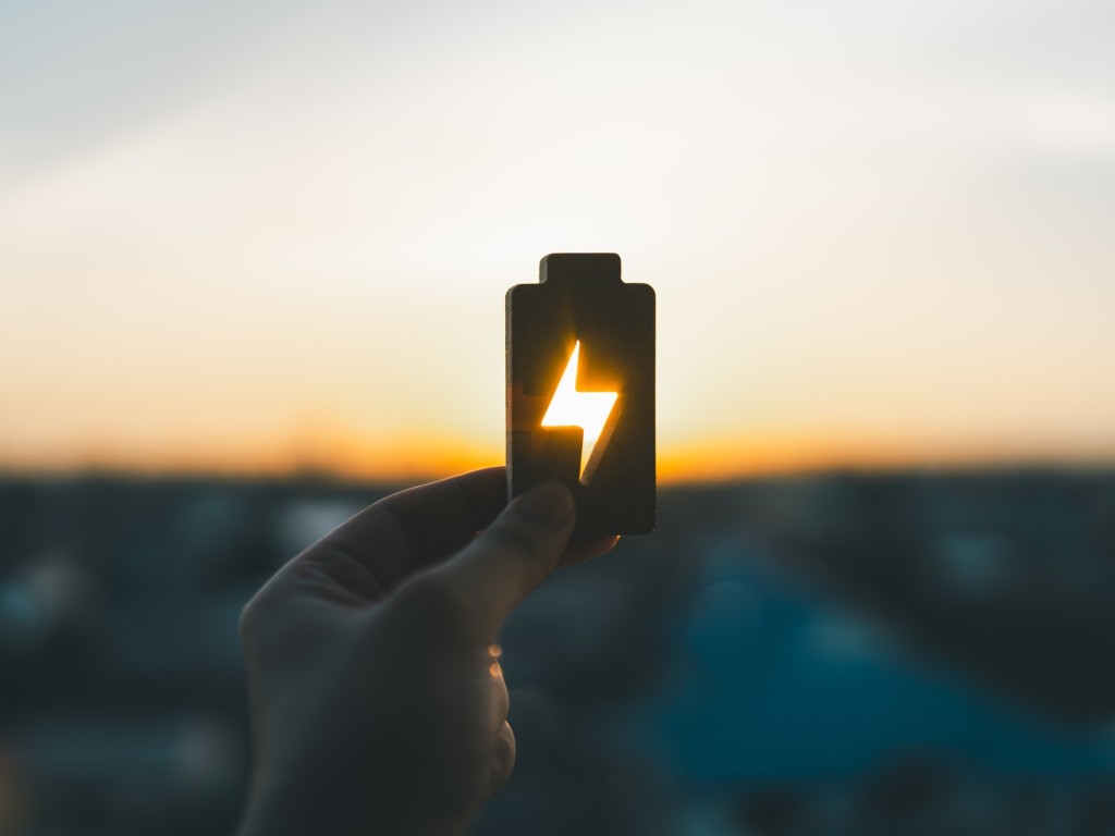 Nowe regulacje UE o bateriach: jak zmieniają produkcję i recykling?